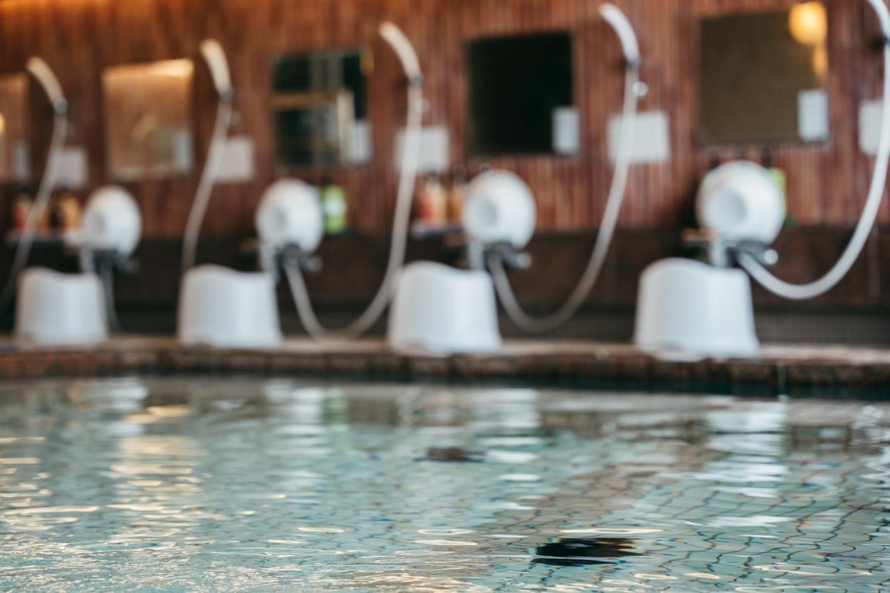 คัมโปะ โนะ ยะโดะ ทอนดะบะยะชิ Hotel Tondabayashi ภายนอก รูปภาพ