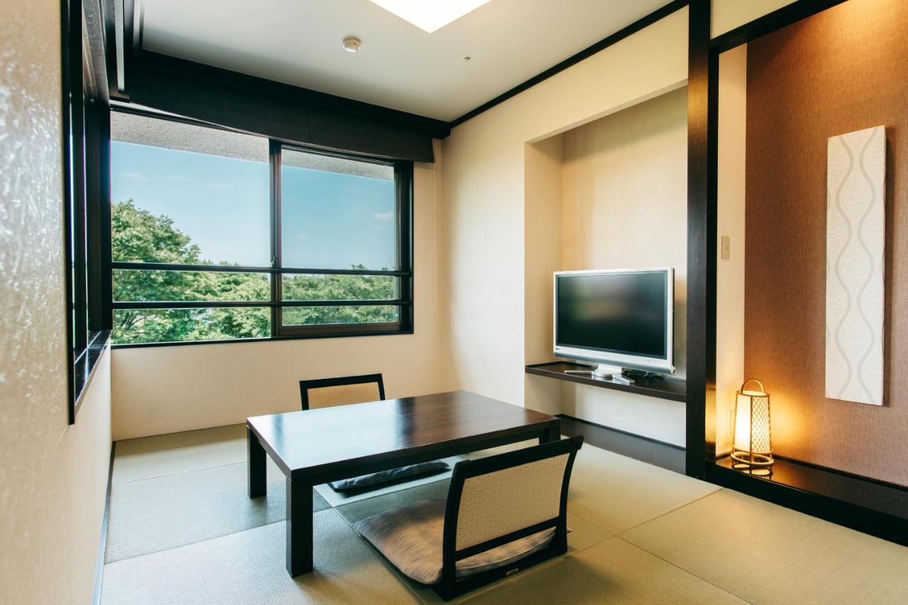 คัมโปะ โนะ ยะโดะ ทอนดะบะยะชิ Hotel Tondabayashi ภายนอก รูปภาพ