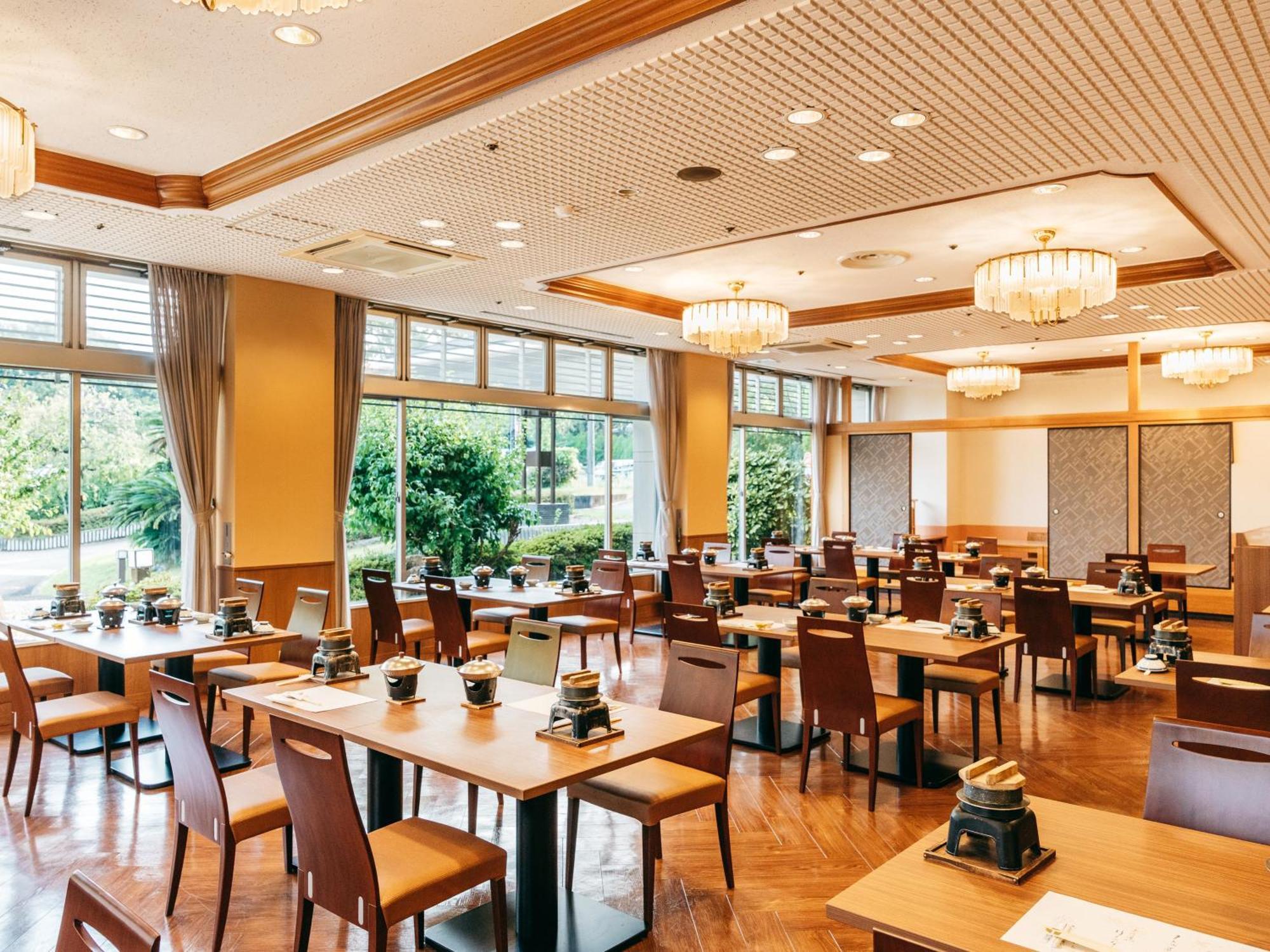 คัมโปะ โนะ ยะโดะ ทอนดะบะยะชิ Hotel Tondabayashi ภายนอก รูปภาพ